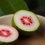 Guava Leaf Extract: A Natural Solution for Acne and Blemishes